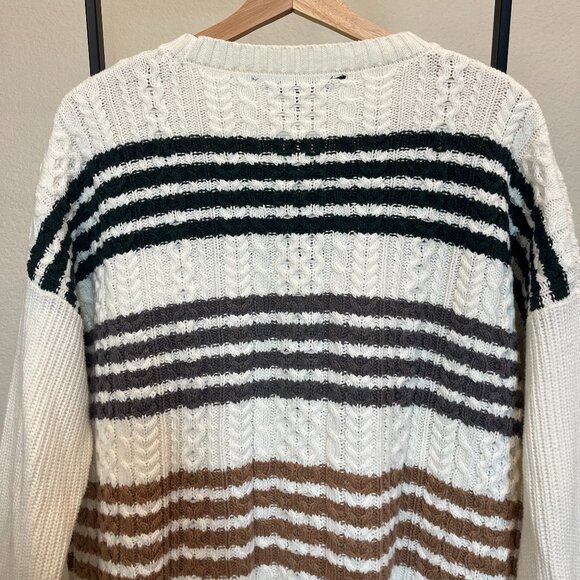 BCBG MaxAzria Sweater White with Stripes Size L - Picture 10 of 11